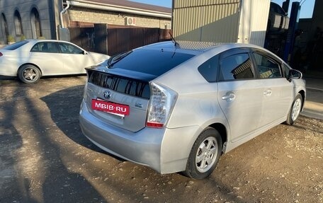 Toyota Prius, 2010 год, 1 190 000 рублей, 7 фотография