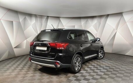Mitsubishi Outlander III рестайлинг 3, 2016 год, 1 845 000 рублей, 2 фотография