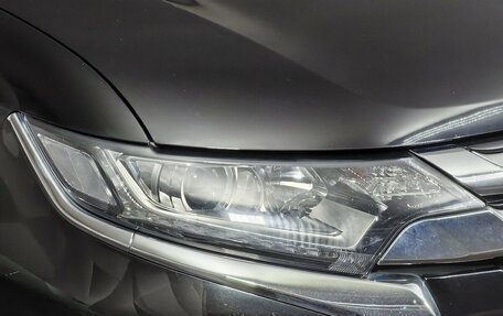 Mitsubishi Outlander III рестайлинг 3, 2016 год, 1 845 000 рублей, 17 фотография