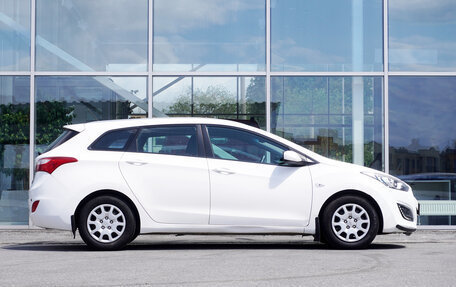 Hyundai i30 II рестайлинг, 2012 год, 899 000 рублей, 4 фотография