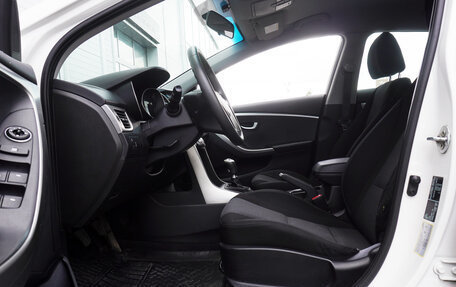 Hyundai i30 II рестайлинг, 2012 год, 899 000 рублей, 9 фотография
