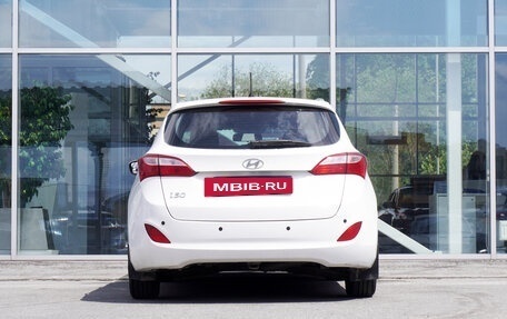 Hyundai i30 II рестайлинг, 2012 год, 899 000 рублей, 6 фотография