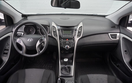 Hyundai i30 II рестайлинг, 2012 год, 899 000 рублей, 11 фотография