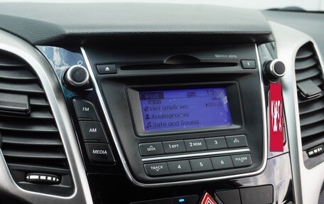 Hyundai i30 II рестайлинг, 2012 год, 899 000 рублей, 14 фотография