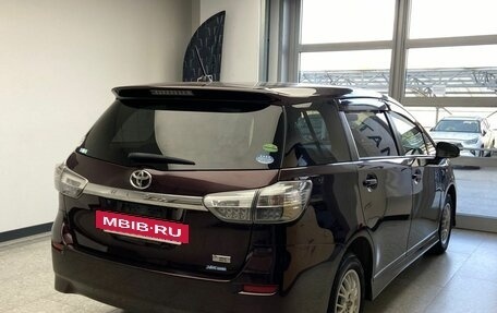Toyota Wish II, 2013 год, 1 380 000 рублей, 4 фотография