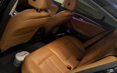 BMW 5 серия, 2019 год, 3 400 000 рублей, 15 фотография