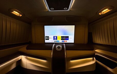 Mercedes-Benz V-Класс, 2019 год, 10 500 000 рублей, 28 фотография