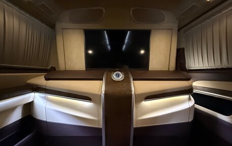 Mercedes-Benz V-Класс, 2019 год, 10 500 000 рублей, 26 фотография