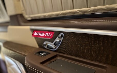 Mercedes-Benz V-Класс, 2019 год, 10 500 000 рублей, 20 фотография