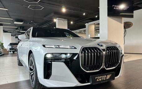 BMW 7 серия, 2025 год, 15 700 000 рублей, 12 фотография