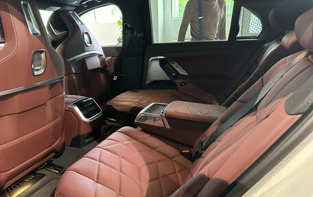BMW 7 серия, 2025 год, 15 700 000 рублей, 9 фотография