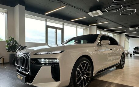 BMW 7 серия, 2025 год, 15 700 000 рублей, 23 фотография