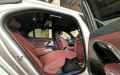 BMW 7 серия, 2025 год, 15 700 000 рублей, 28 фотография