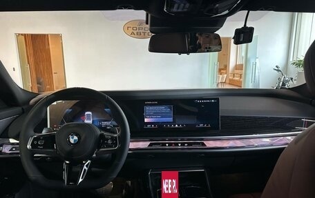 BMW 7 серия, 2025 год, 15 700 000 рублей, 19 фотография
