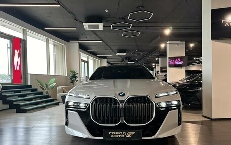 BMW 7 серия, 2025 год, 15 700 000 рублей, 31 фотография