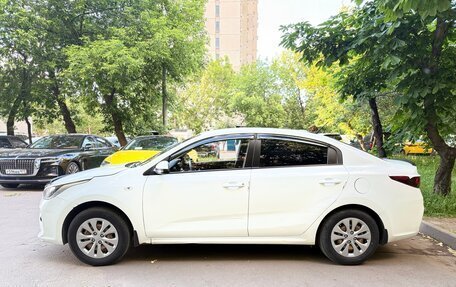 KIA Rio IV, 2019 год, 555 555 рублей, 3 фотография