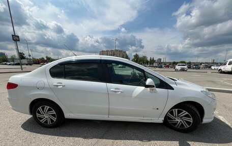 Peugeot 408 I рестайлинг, 2014 год, 450 000 рублей, 3 фотография