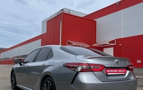 Toyota Camry, 2018 год, 2 180 000 рублей, 3 фотография