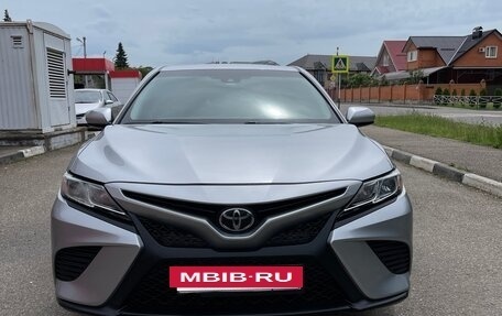 Toyota Camry, 2018 год, 2 180 000 рублей, 6 фотография