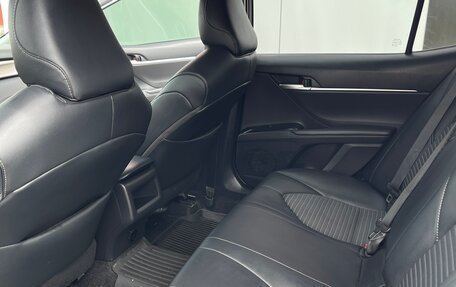 Toyota Camry, 2018 год, 2 180 000 рублей, 22 фотография