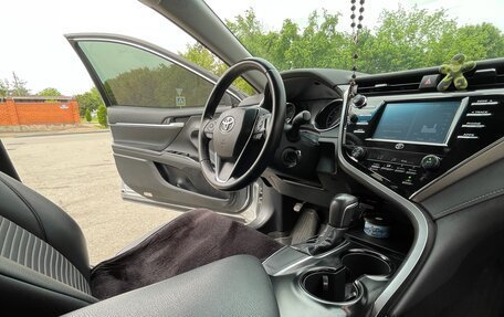 Toyota Camry, 2018 год, 2 180 000 рублей, 20 фотография