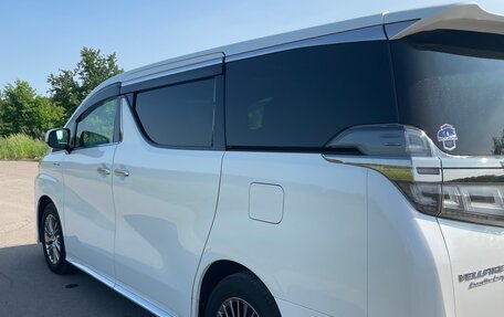 Toyota Vellfire II, 2020 год, 7 600 000 рублей, 3 фотография