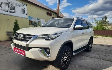 Toyota Fortuner II, 2020 год, 3 850 000 рублей, 2 фотография