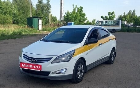 Hyundai Solaris II рестайлинг, 2016 год, 580 000 рублей, 3 фотография