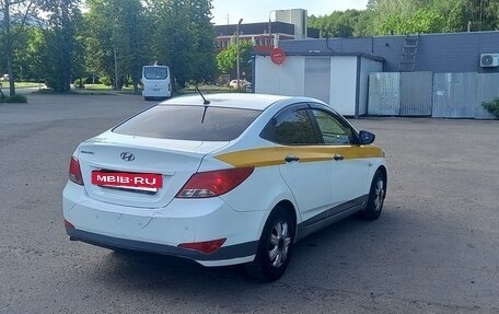 Hyundai Solaris II рестайлинг, 2016 год, 580 000 рублей, 6 фотография