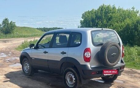 Chevrolet Niva I рестайлинг, 2014 год, 560 000 рублей, 4 фотография