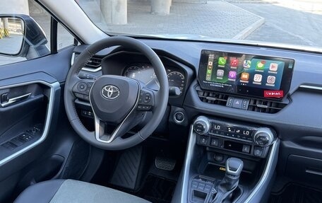 Toyota RAV4, 2024 год, 3 700 000 рублей, 11 фотография