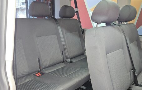Volkswagen Caravelle T5, 2010 год, 2 300 000 рублей, 15 фотография