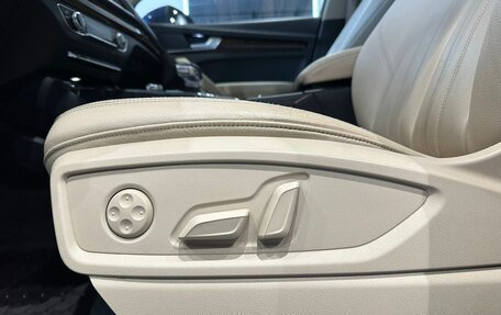 Audi Q5, 2017 год, 2 750 000 рублей, 20 фотография