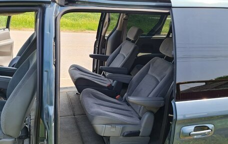 Chrysler Town & Country IV, 2004 год, 700 000 рублей, 19 фотография