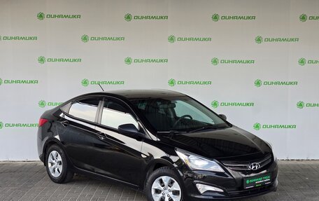 Hyundai Solaris II рестайлинг, 2015 год, 800 000 рублей, 7 фотография