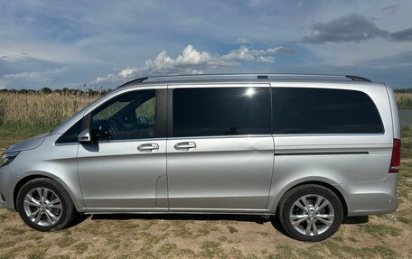 Mercedes-Benz V-Класс, 2018 год, 4 000 000 рублей, 4 фотография