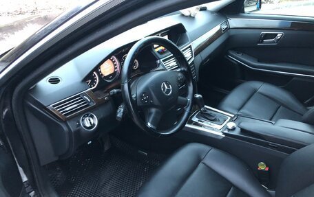 Mercedes-Benz E-Класс, 2010 год, 1 320 000 рублей, 9 фотография