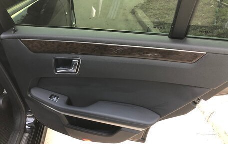 Mercedes-Benz E-Класс, 2010 год, 1 320 000 рублей, 11 фотография