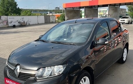 Renault Logan II, 2014 год, 720 000 рублей, 3 фотография