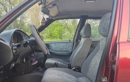 Chevrolet Niva I рестайлинг, 2003 год, 289 000 рублей, 23 фотография