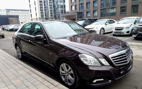 Mercedes-Benz E-Класс, 2010 год, 1 300 000 рублей, 7 фотография