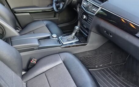 Mercedes-Benz E-Класс, 2010 год, 1 300 000 рублей, 9 фотография