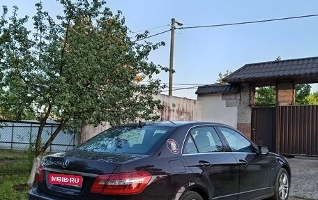 Mercedes-Benz E-Класс, 2010 год, 1 300 000 рублей, 8 фотография