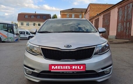 KIA Rio III рестайлинг, 2016 год, 890 000 рублей, 3 фотография