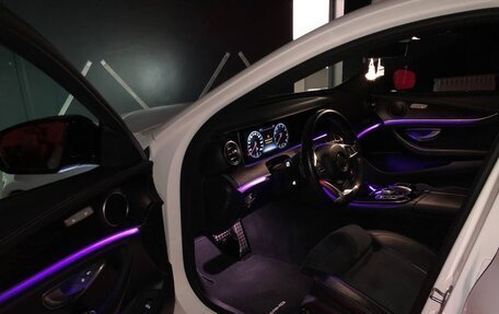 Mercedes-Benz E-Класс, 2016 год, 3 000 000 рублей, 6 фотография