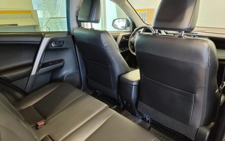 Toyota RAV4, 2016 год, 2 080 000 рублей, 7 фотография