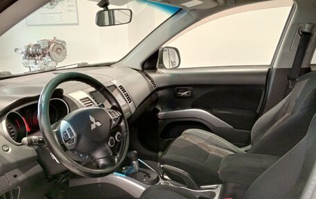 Mitsubishi Outlander III рестайлинг 3, 2007 год, 739 000 рублей, 8 фотография