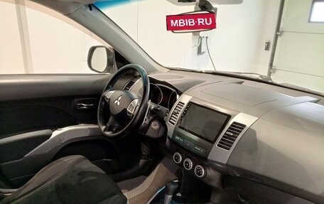 Mitsubishi Outlander III рестайлинг 3, 2007 год, 739 000 рублей, 10 фотография