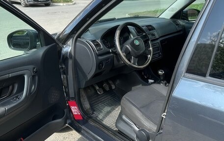 Skoda Fabia II, 2010 год, 500 000 рублей, 13 фотография