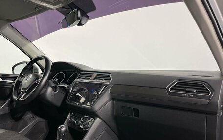 Volkswagen Tiguan II, 2018 год, 2 420 000 рублей, 9 фотография